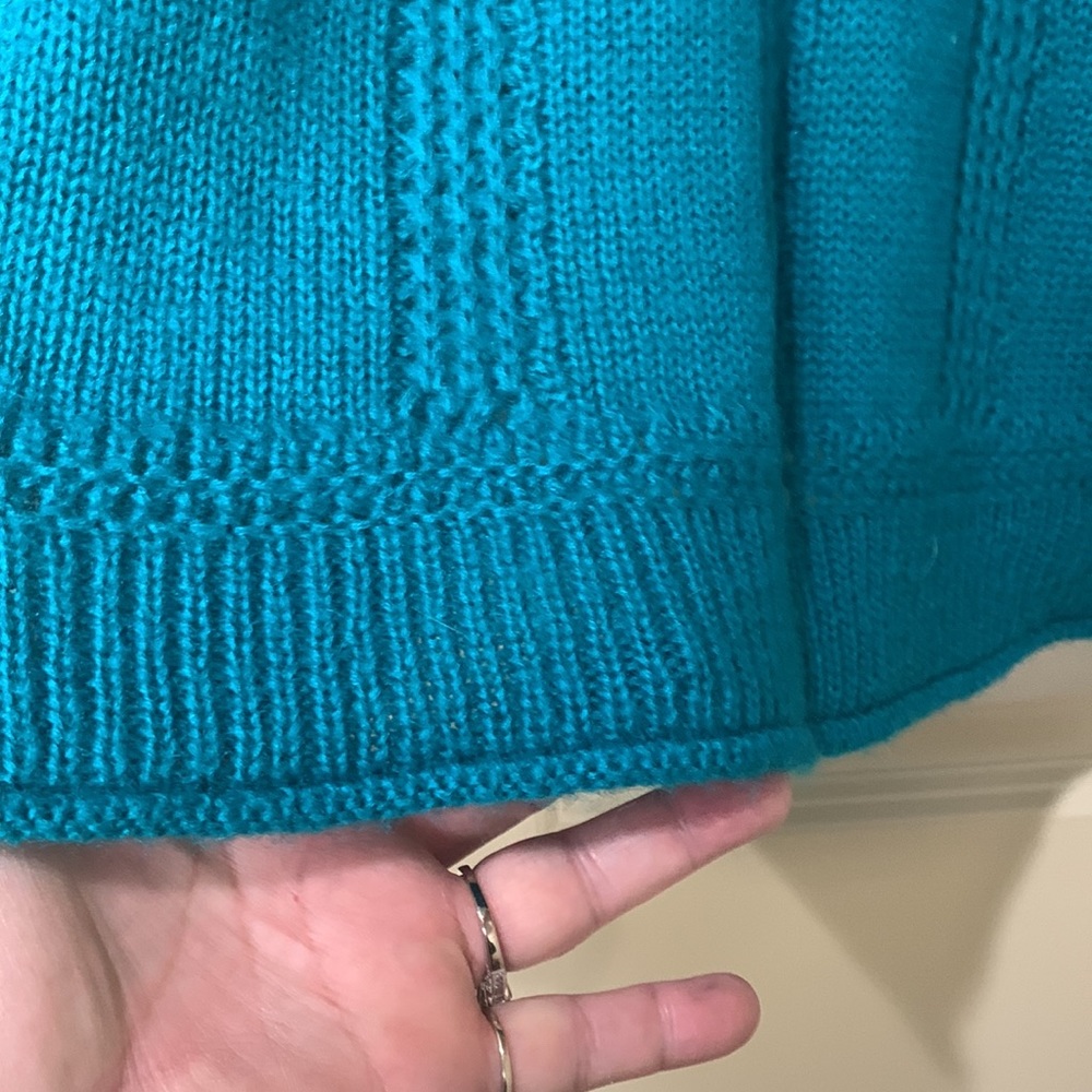 Chico’s size 1 turquoise long sleeve sweater - Picture 6 of 8